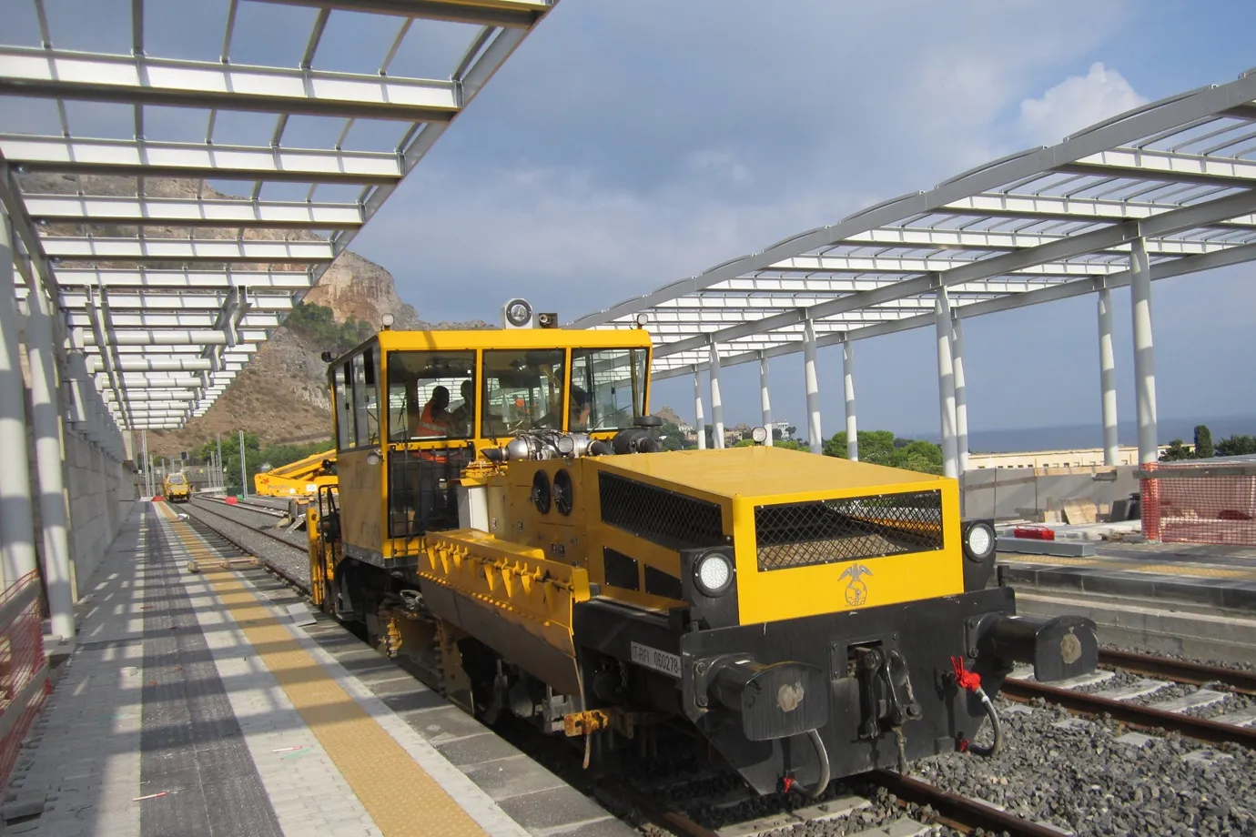 Overview of ADOR's Railway Infrastructure Equipment